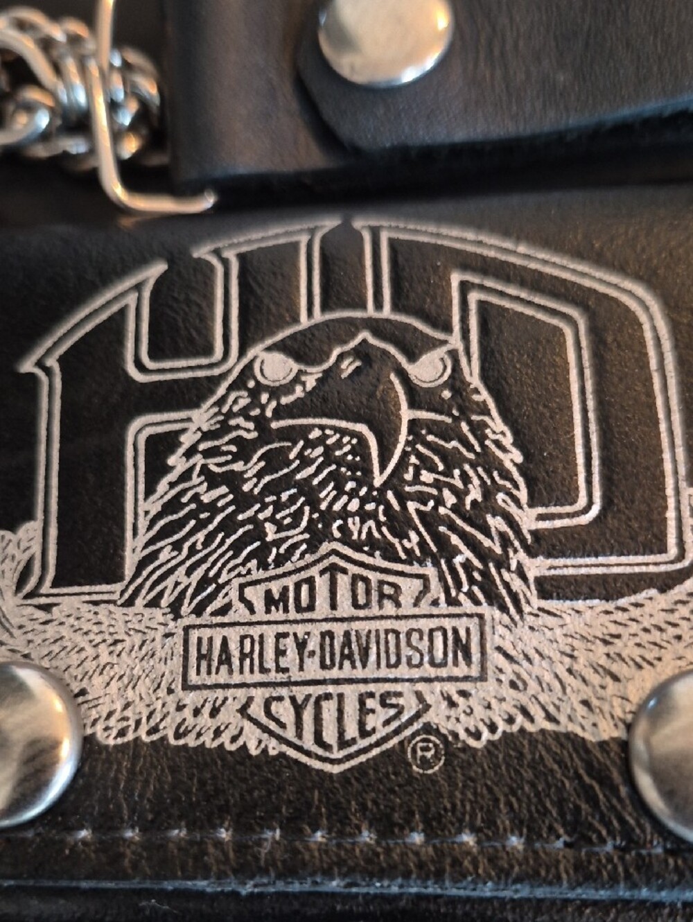 Vintage Harley-Davidson Black Leather Trifold Wallet with Silver Chain - Picture 3 of 9
